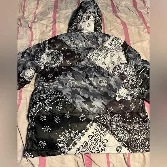 Crooks and castles puffer jacket - Picture 2 of 2